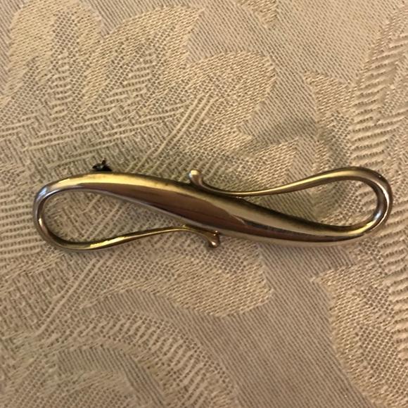 Vintage Jewelry - Sterling Silver Swirl Pin